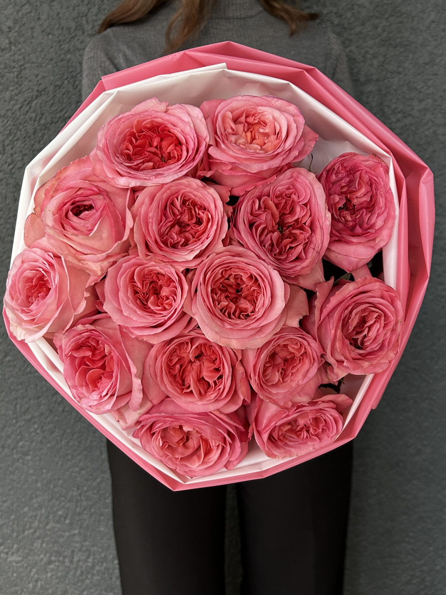 Букет из роз сорта Пинк Экспрешн "Лучезарный сюрприз"