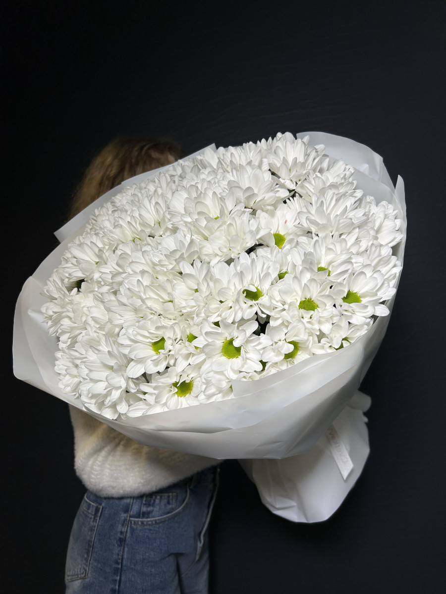 Букет из белых хризантем сорта Чик(Chic) "Ромашковое поле"