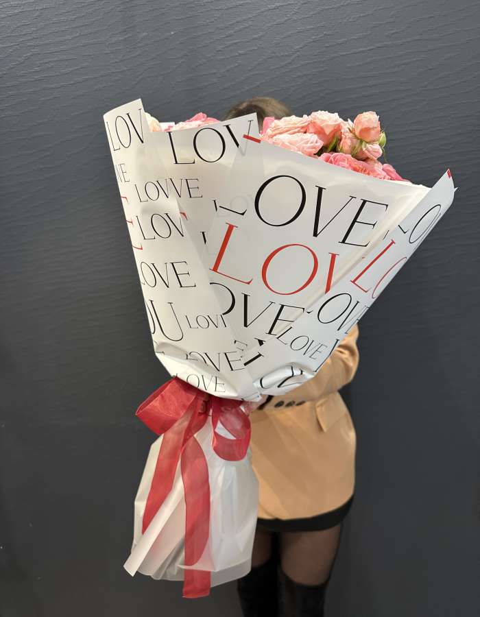 Букет из роз сорта Pink Expression "Легкость жизни"