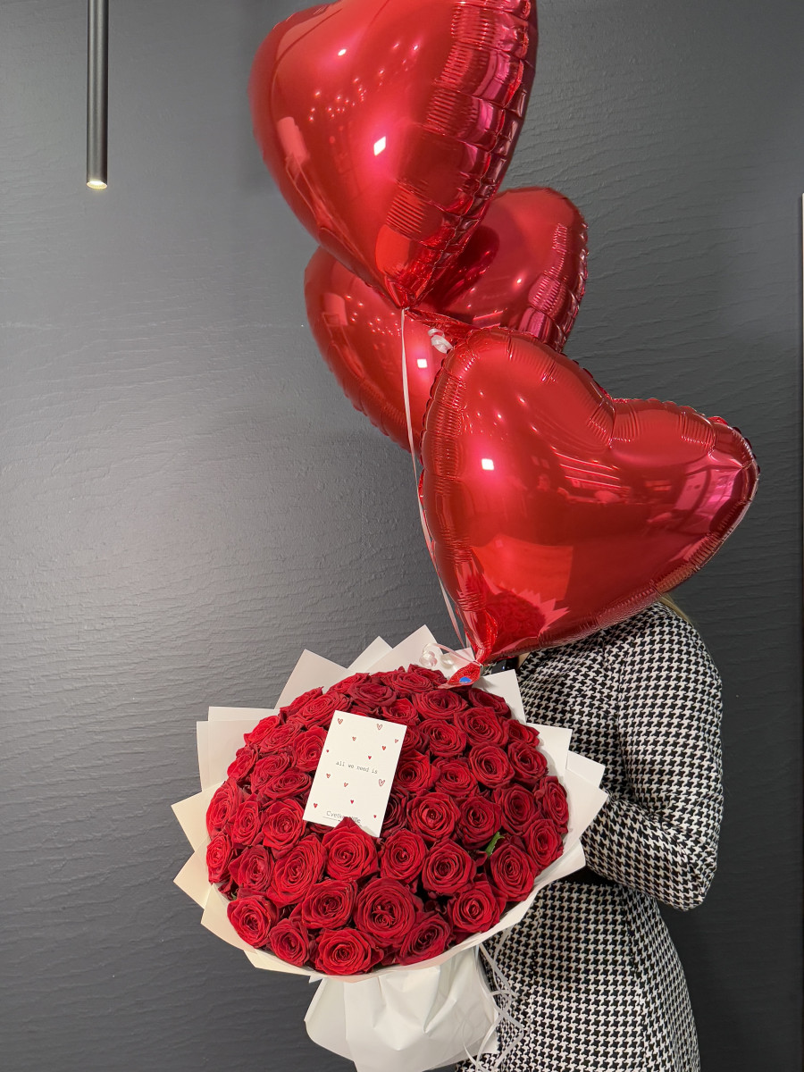 Комбо - букет из 51 красной розы + шарики