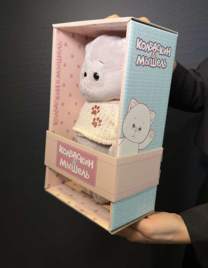 Мягкая Игрушка Колбаскин&Мышель, Колбаскин в Бежевом Свитере, 20 см, в Коробке