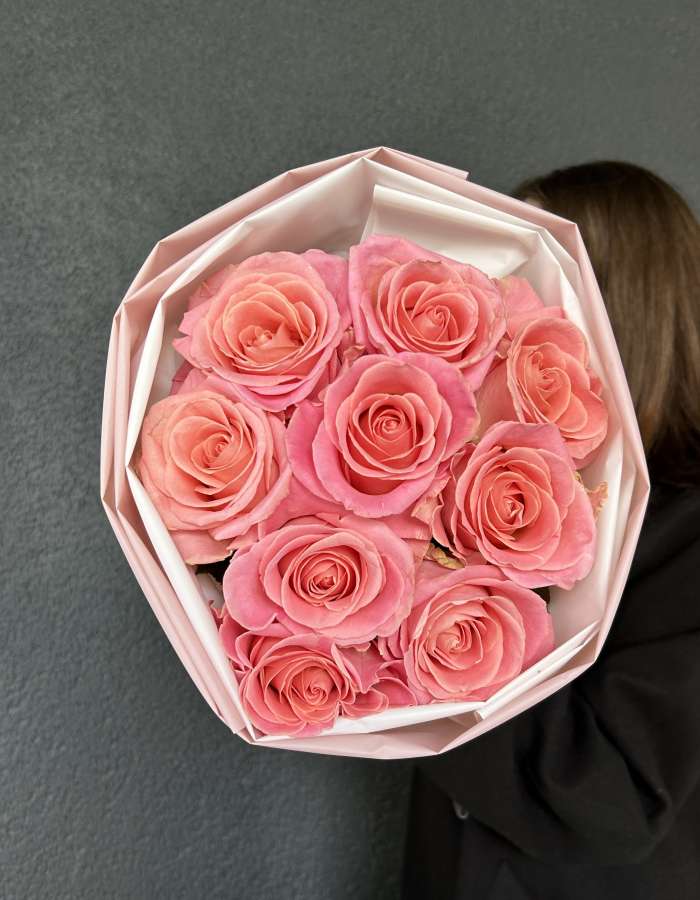 Букет из роз сорта Хермоза (Hermosa) "Пудровые мечты"