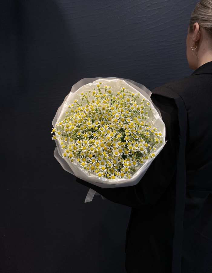 Букет из матрекарии "Ромашковый рай"