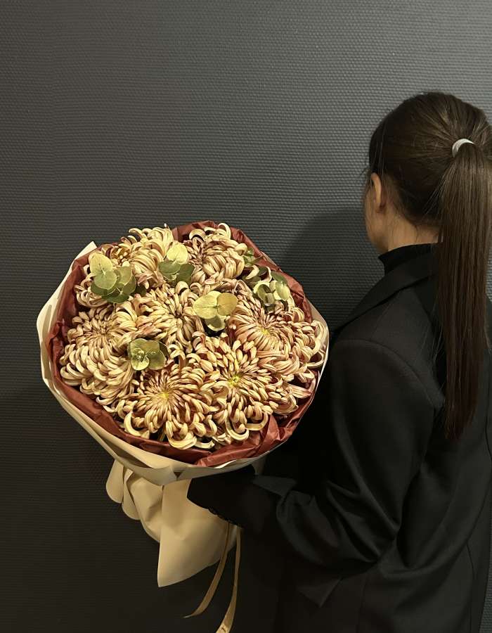 Букет из хризантем сорта Виенна(Viena) "Завивка"