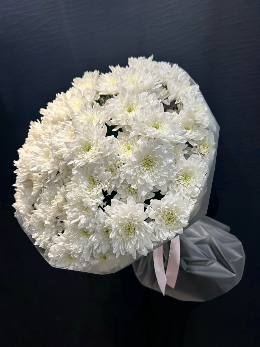 Букет из хризантем сорта Балтика(Baltica) "Белоснежная Игра"