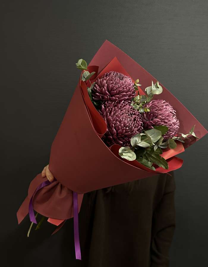 Букет из хризантем сорта Бигуди(Bigoudi) "Мамина улыбка"