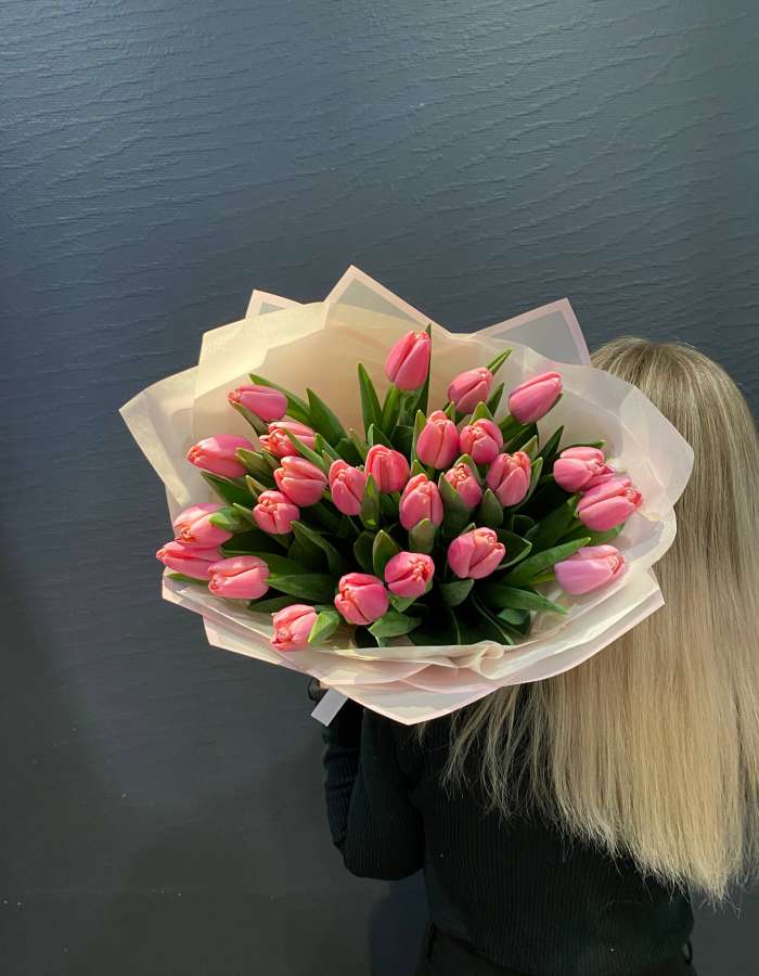 Букет из тюльпанов сорта Трессор "Утренняя звезда"