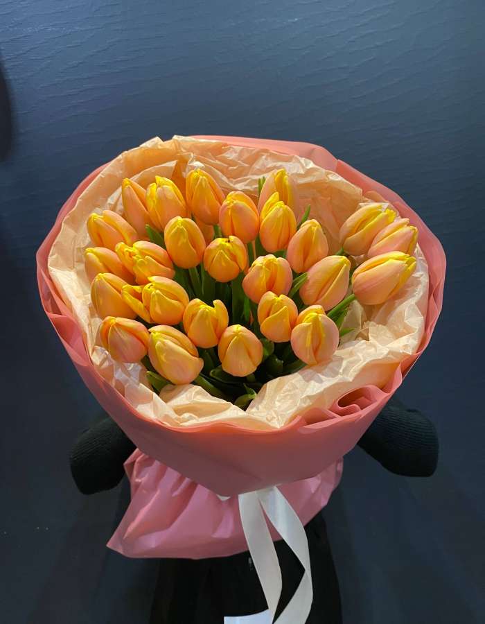 Букет из тюльпанов сорта Манго Шарм "Запах весны"