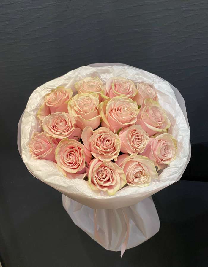 Букет из 15 эквадорских роз Pink Mondial «Нежные мечты» (Акция)