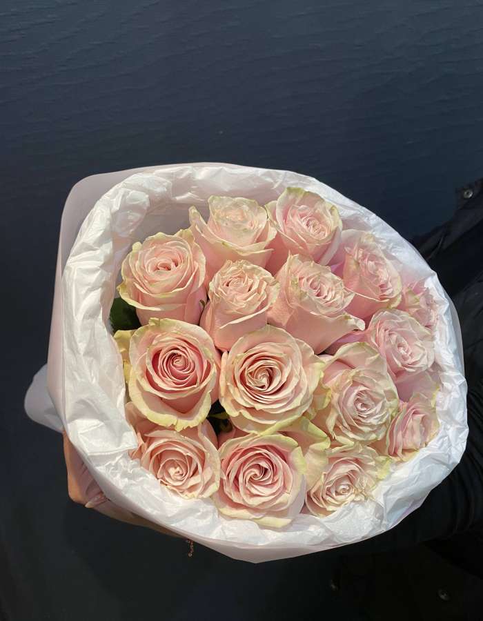 Букет из 15 эквадорских роз Pink Mondial «Нежные мечты» (Акция)